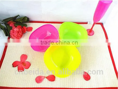 Pierced plastic plate with high quanlity and competitive price