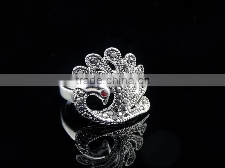 2015 Latest Design Women Enagement Crystal Diamond Ring for Sale