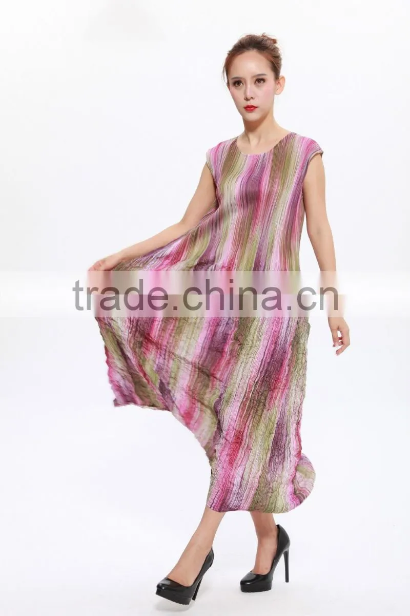 Women latest designs colorful printing sleeveless pleated dresses