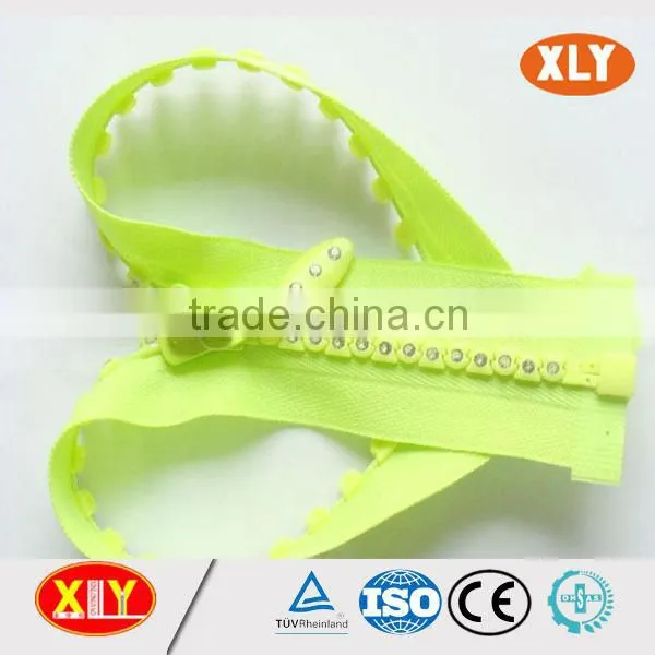 xly high quality original design #3 #5 diamond plastic zipper