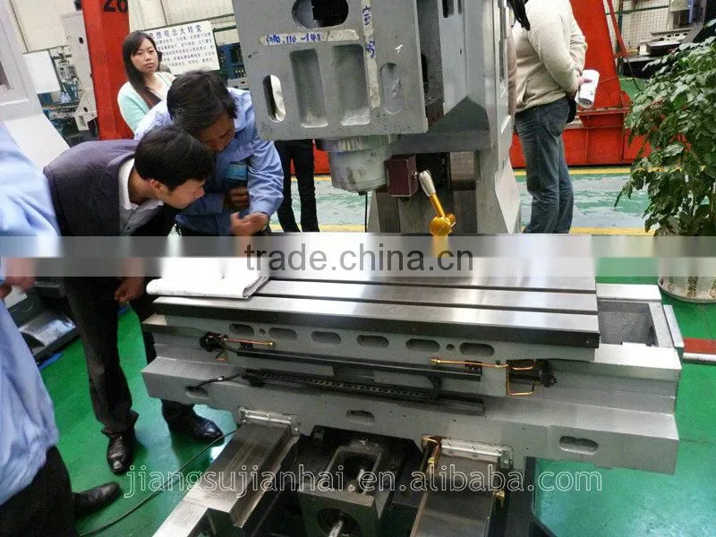 5-Axes Line Rail CNC Vertical Milling Machine for Making Car Wheels LV-1260