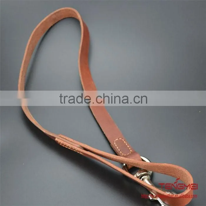 Genuine leather dog collars and leashes