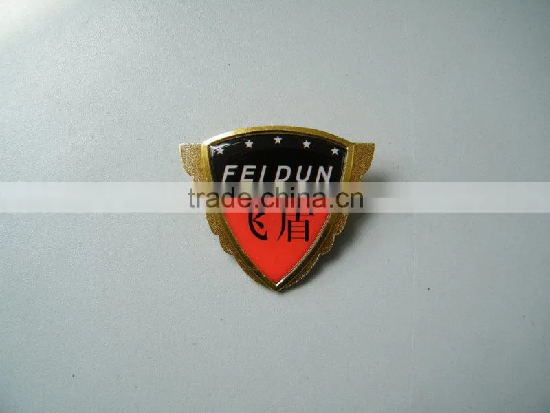 shield shaped metal lapel pin with epoxy resin dome coating,custom printing pin badge