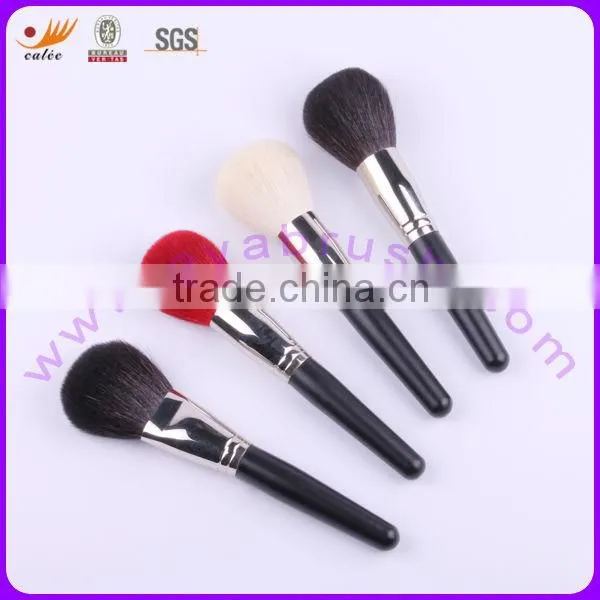 Goat hair power brush for cosmetic with copper ferrule,wooden handle
