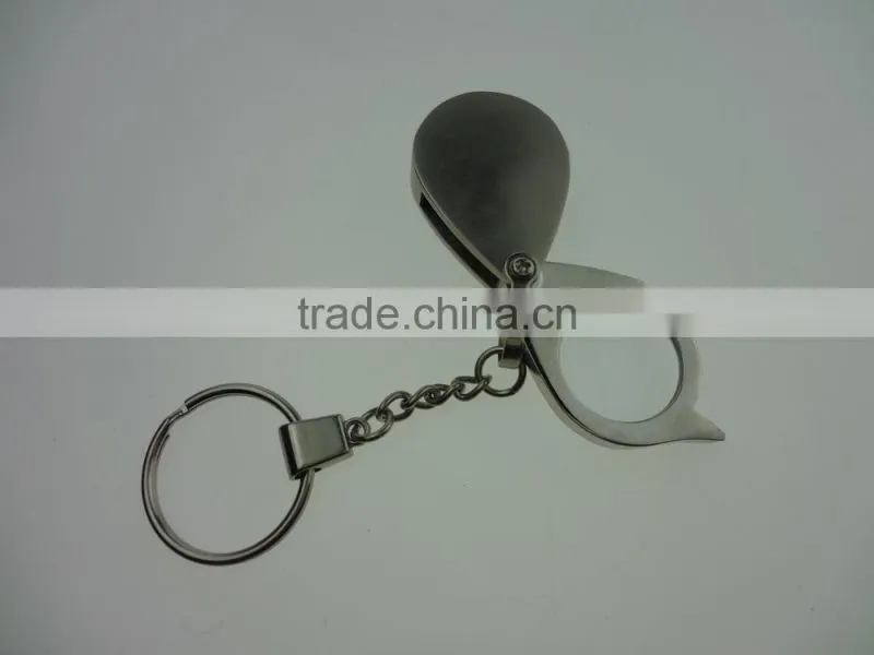 AP212 Key Chain with magnifying lens 6 x magnification
