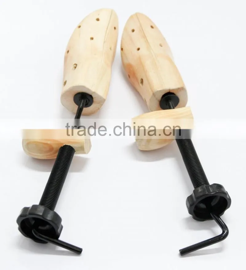 Pine wood adjustable enlarge type shoe stretcher