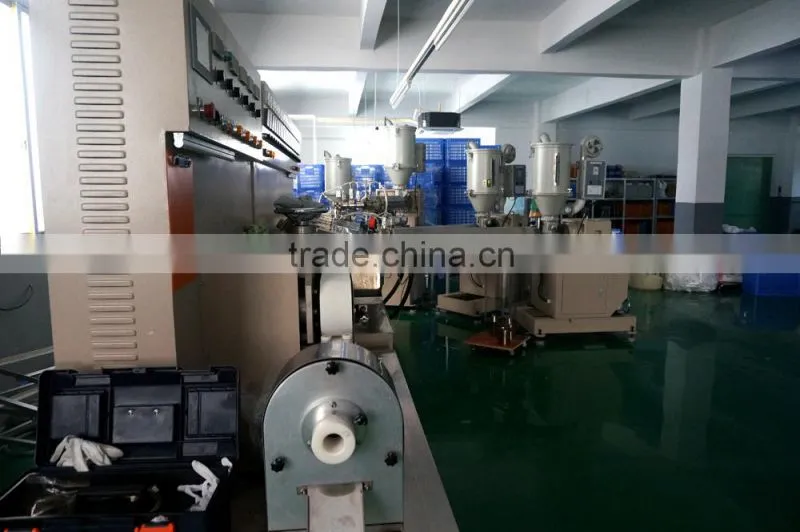 Plastic Tube Soft Tube for Cream Packaging (AM14122501)