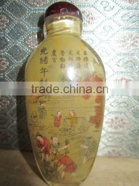 Chinese Traditional snuff box c/w farming painting