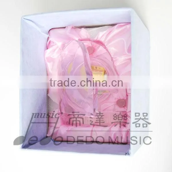 crystal music box with high-end crystal material pull string music box for toys