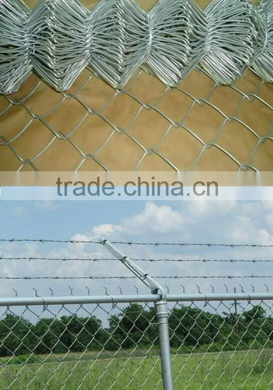 Top sell Wire fence with barbed wires