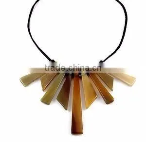 Eco-friendly handicraft nice buffalo horn necklace jewelry Vietnam