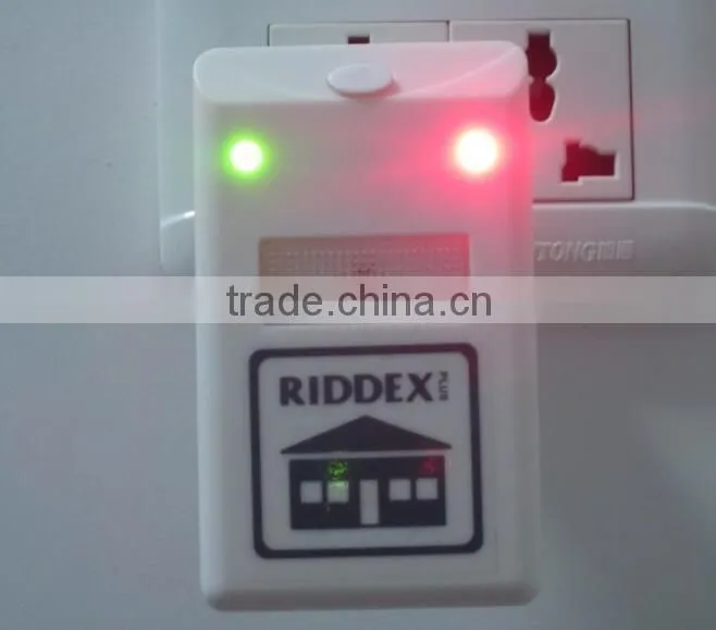 cheap wholesale ultrasonic Pest repeller,protect pet/baby pest repeller,Insecticidal lamp,trapping Insect Lamp