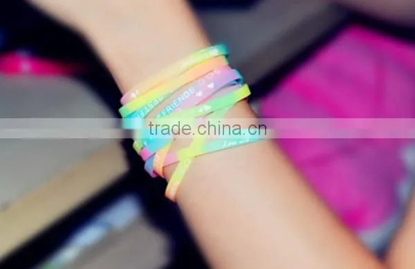 Silicone Bracelet With Silk Screen Printing Logo For Sales