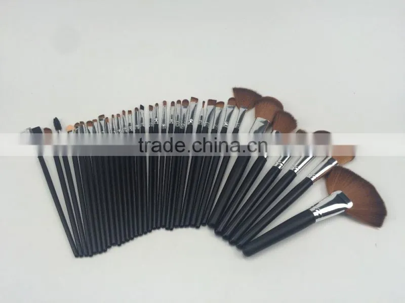Cosmetic facial brown nylon hair matte black wooden handle in charming black PU bag makeup brush set 34 piece