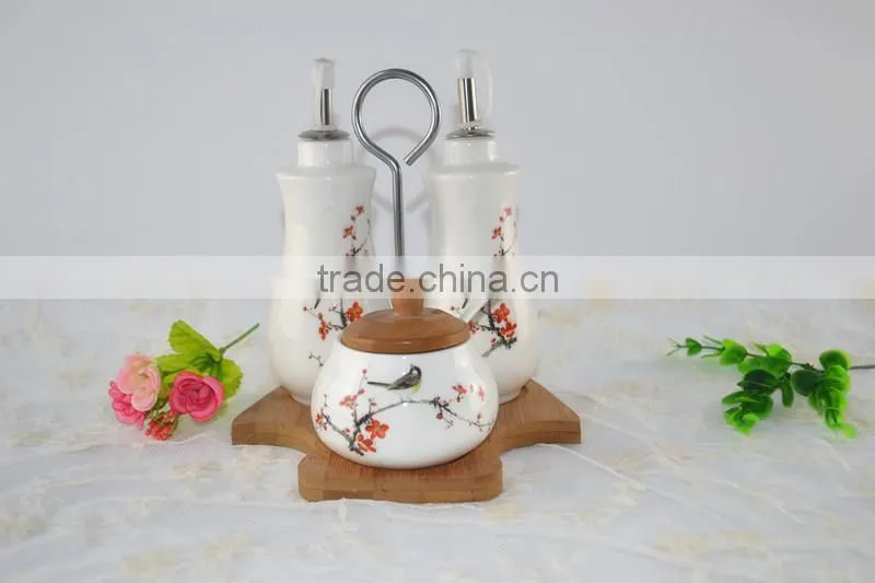 hot sale high quality 2015 new style magnesia porcelain canisters/pepper bottle sets/3pcs pepper shakers sets