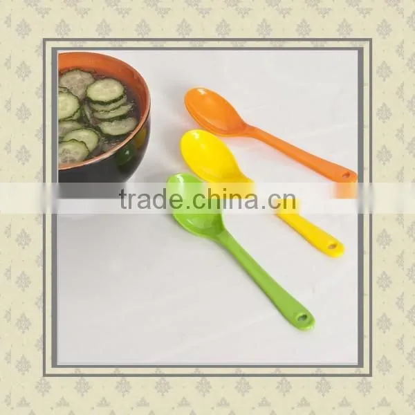 OEM wholesale food grade plastic soup spoons for kids/OEM colorful plastic spoons for wholesale manufacturer