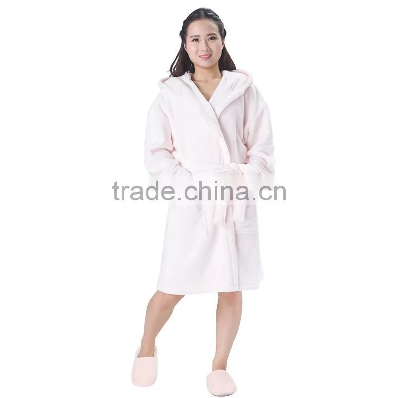 Free sample 2017 Women's Comfort Delicates Sleepwear