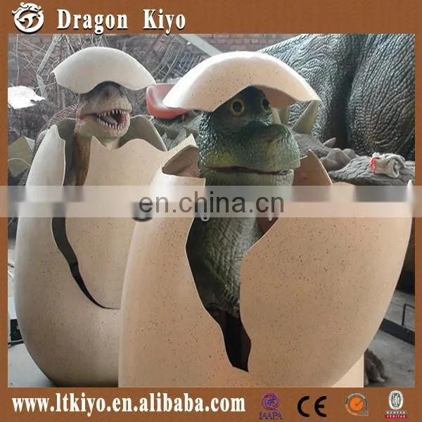 2016 amusement park hatching dinosaur eggs for taking photo