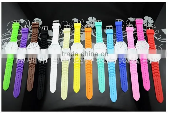 Top quality New Fashion Designer Ladies sports brand silicone watch jelly watch 15 colors quartz watch for women 200pcs