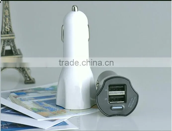 multi-use USB in-Car Charger for mobile iPhone iPod Touch MP3 MP4