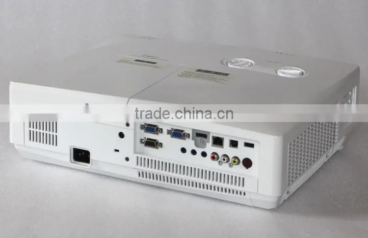 Hot selling product Outdoor Large Venue projector Support a large screen splicing Technology Projector dmd chip projector