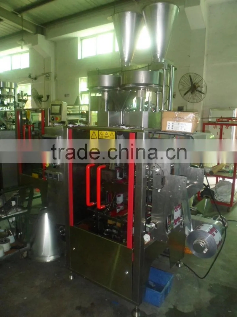 Liquid particles mixed material packaging machine
