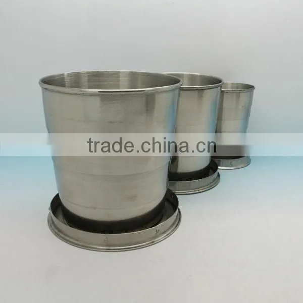 Collapsible Cup With Black Box