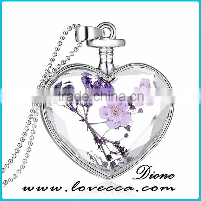 2016 Hot Fashion New Glass Bottom Necklace With Real Flower