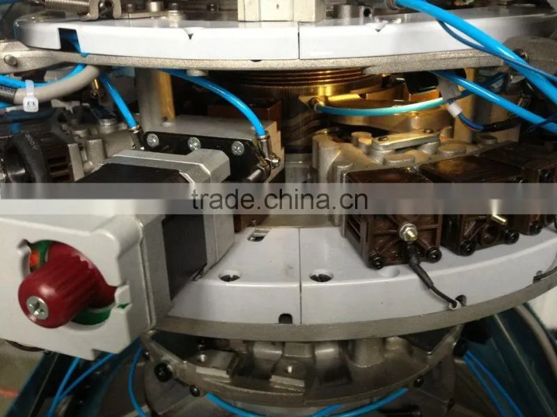 Automatic computerized jacquard stocking machine