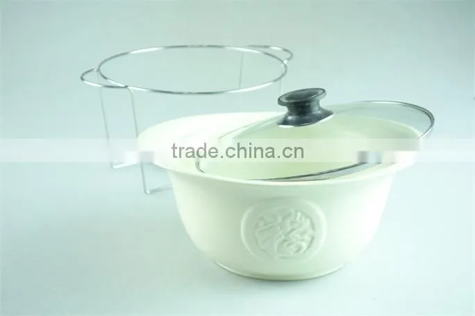Ivory oval ceramic/porcelain soup tureen pot embossed with glass lid metal stand & color gift box for promotion