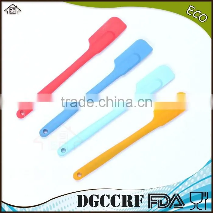 NBRSC BPA free kids christmas gift baking pastry cookie silicon spatula with steel core