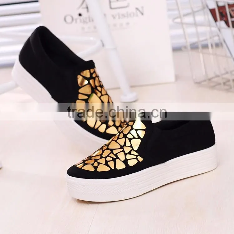 Latest cheap canvas shoe women walking shoes from china factory