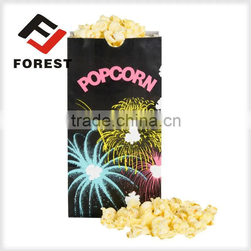 Pretty halloween paper bags and white paper party bags