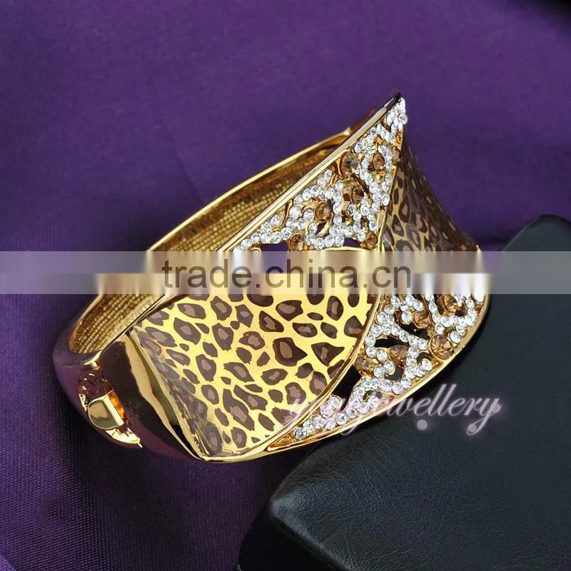 Wholesale latest design vogue jewellery daily wear fashion bangle
