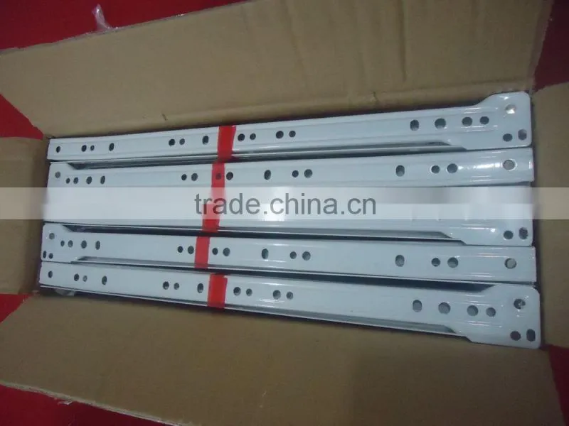 Full extension bottom mount drawer slide