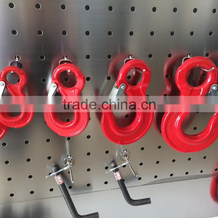 G80 Eye Sling Hook With Latch