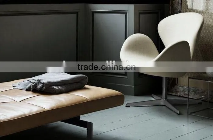Genuine leather indoor daybed Poul Kjaerholm PK80 daybed for living room
