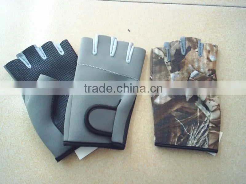 Net surface breathable neoprene gloves