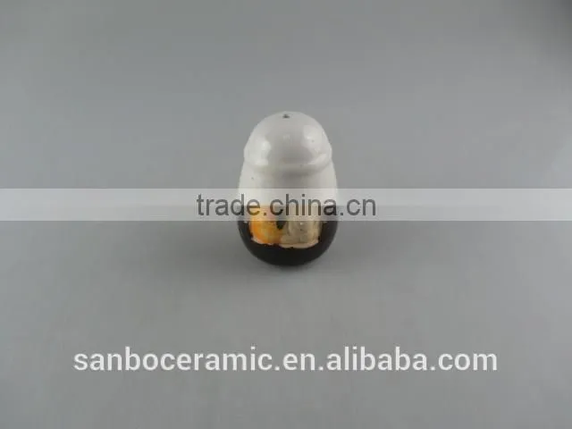 Cheap Wholesale Ceramic Salt and Pepper Shaker wedding favors with plastic lid