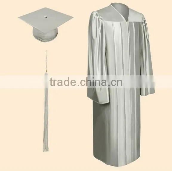 Top quality and various styles High school graduation gowns with hood and cap