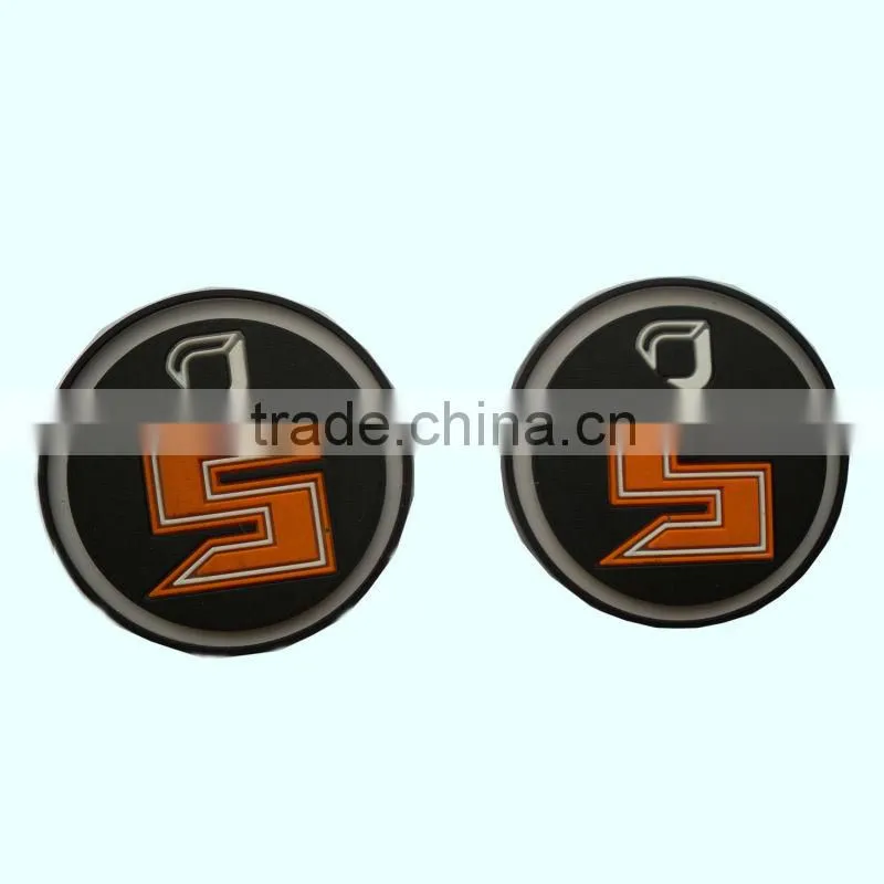 Circular silicon rubber suitcase trademark