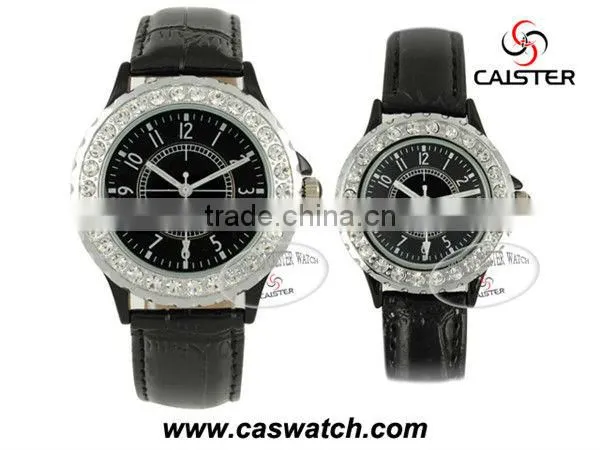 Diamond decorated saw tooth case side couple watches