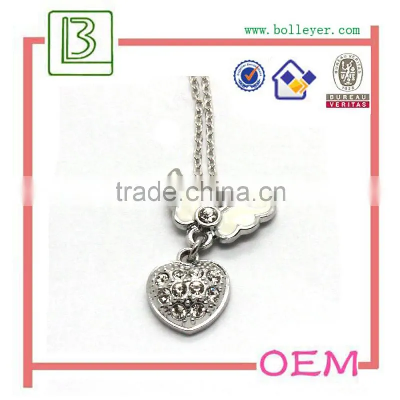 Unique Jewelry Design Wing And Heart Necklace With Diamonds