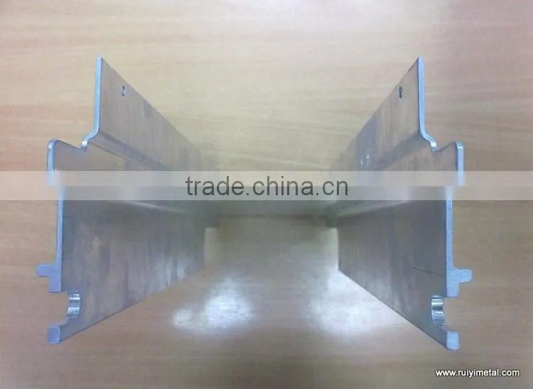 Imitating wooden aluminium profile