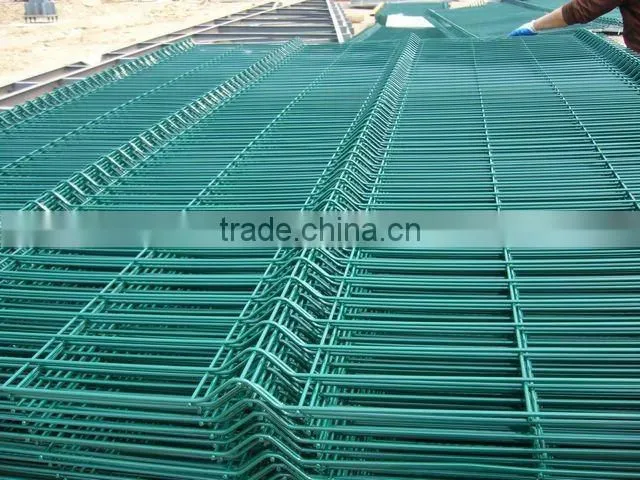 galvanized and pvc coated mesh fence