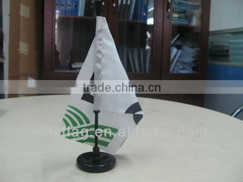 Custom designs magnetic car flag with shortest delivery time