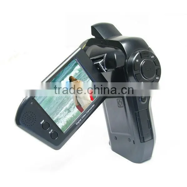 12 Mega pixels digital camcorder with flashlight