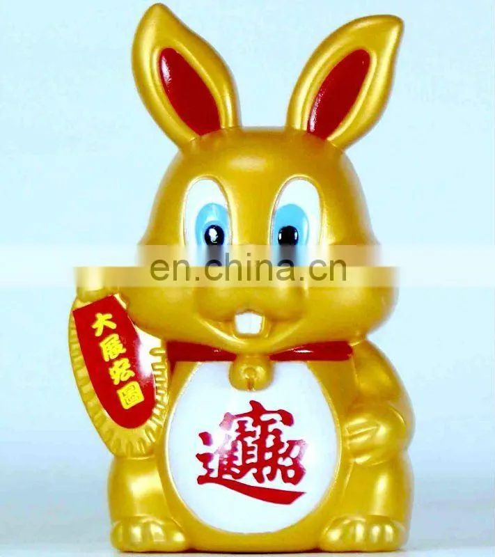 kids plastic piggy bank