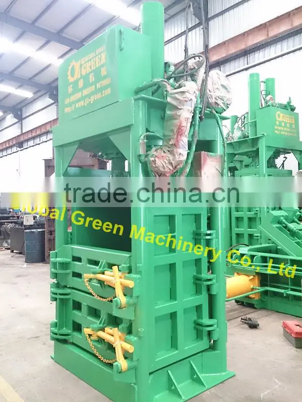 Vertical hydraulic waste paper carton packing machine