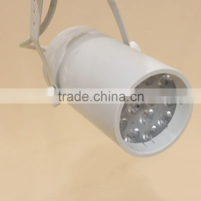 Guangzhou International Exhibition Hot selling LED track lights with 12 lights